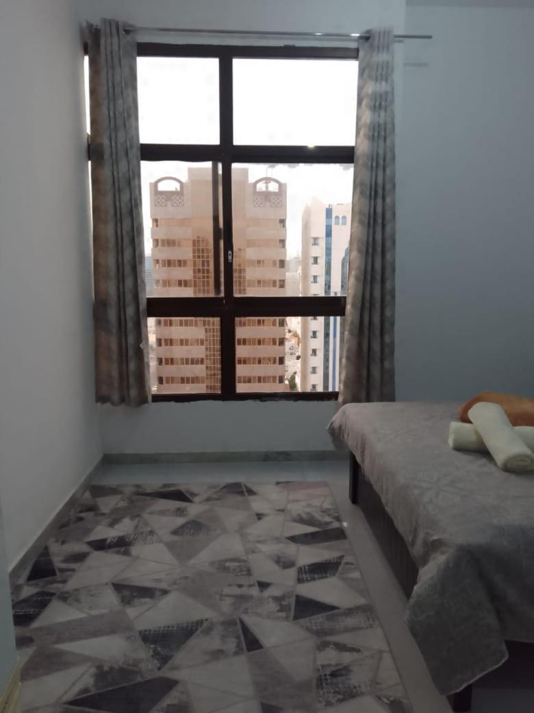 Singko #my #2 Abu Dhabi